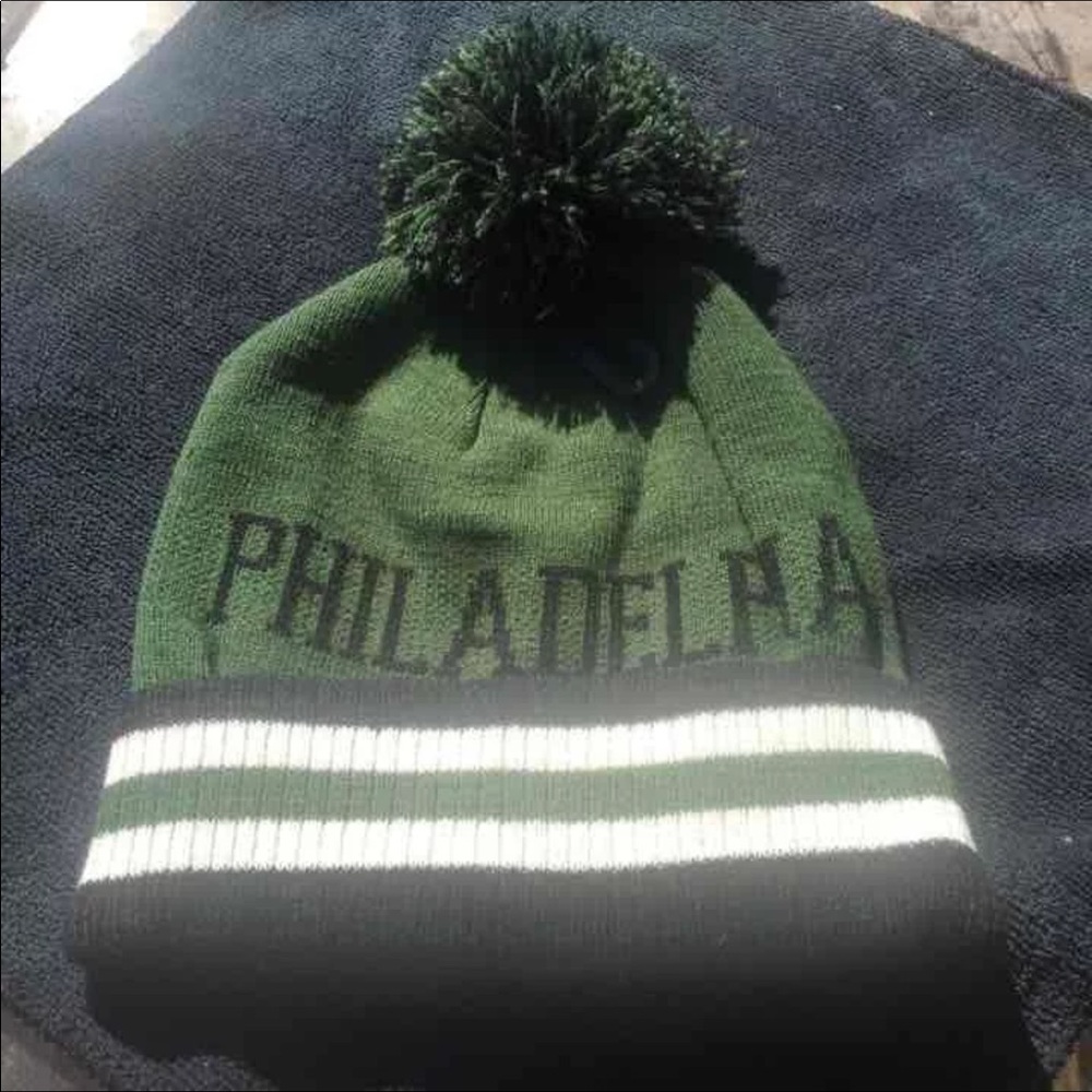 NWOT Philadelphia Beanie